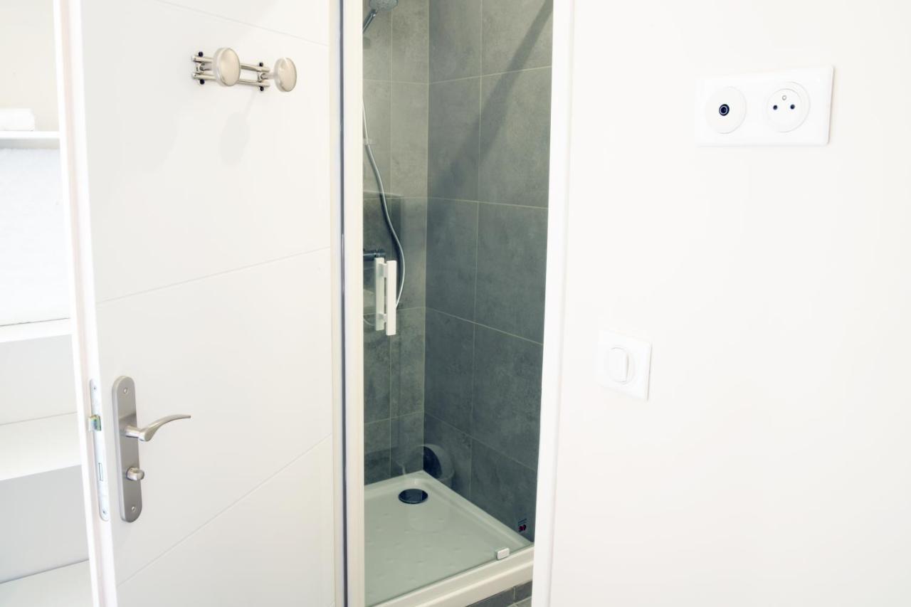 T2 - 28M2 Avec Cour Et Stationnement, Wifi Et Linge Fournis Apartment Angouleme Exterior photo